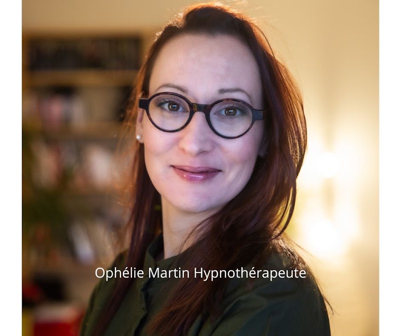 Ophélie Martin - Hypnose régressive, PNL & Thérapies brèves