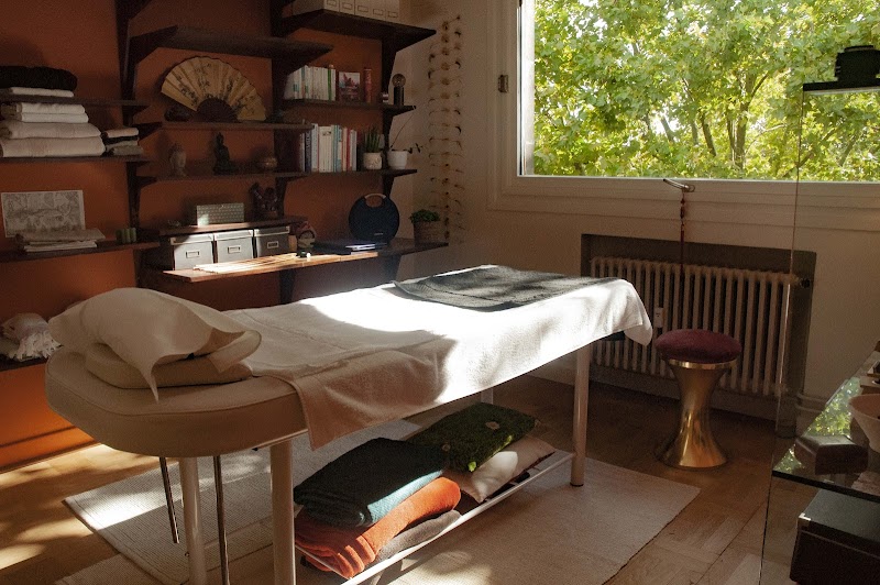 Au Parc rouge - Réflexologie - Hypno-reflexo - Massage - Energétique du corps