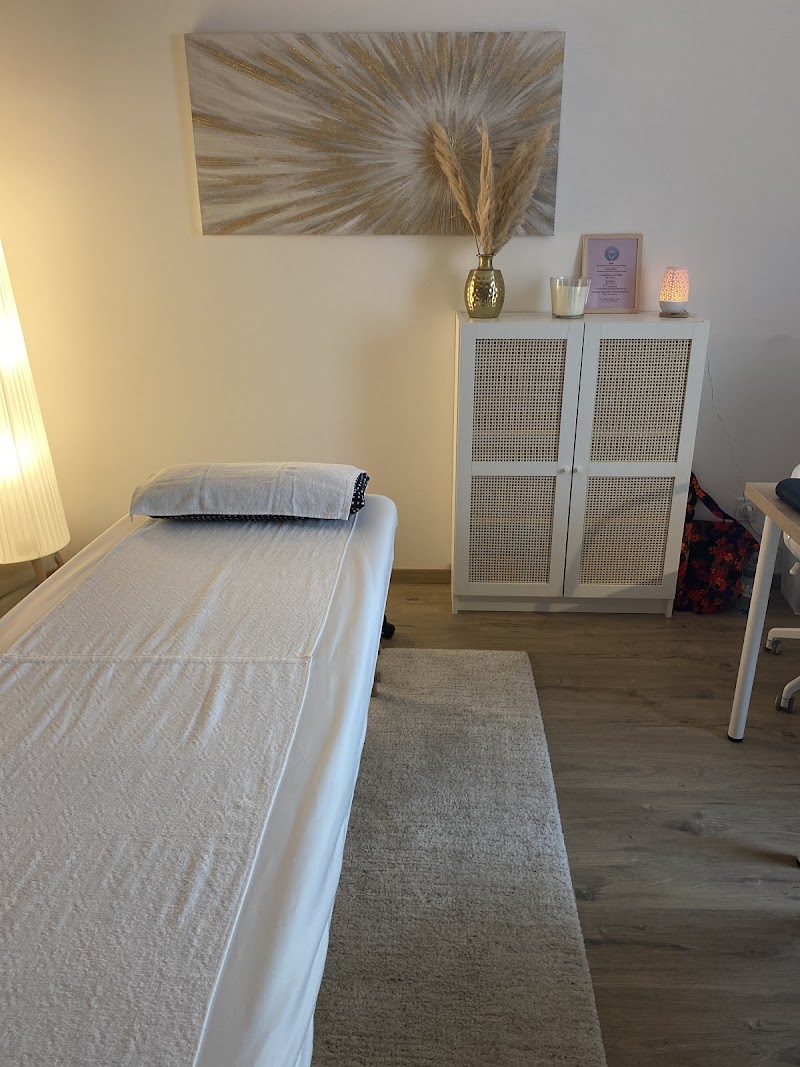 Sybille Coutard : Thérapeute manuelle somato-émotionnelle, Reiki, EFT, Constellation familiale Tours et Saint-Roch