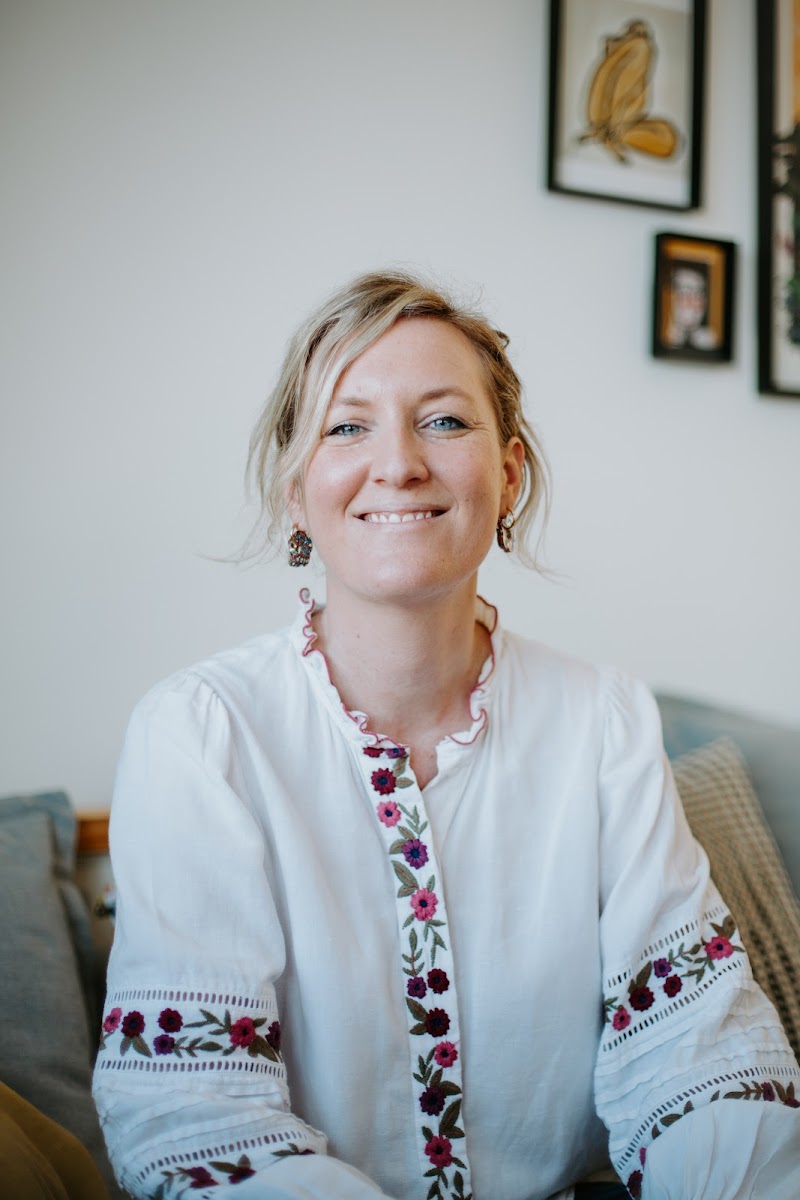 Chloé ROUSSEL Sophrologue, Praticienne EFT, adultes et adolescents