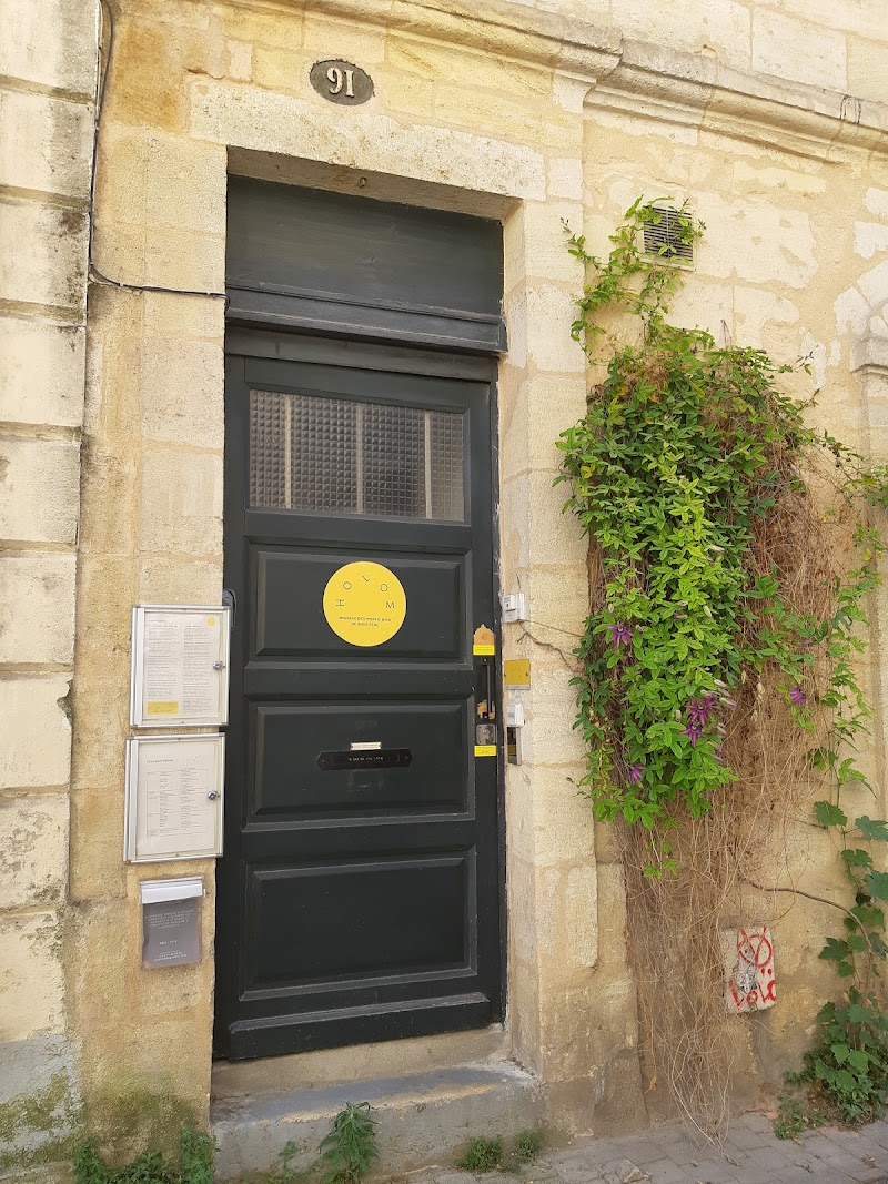 Naturopathe Bordeaux - Mathilde Cochepain - Drainage lymphatique Vodder, massage visage type kobido, réflexologie plantaire
