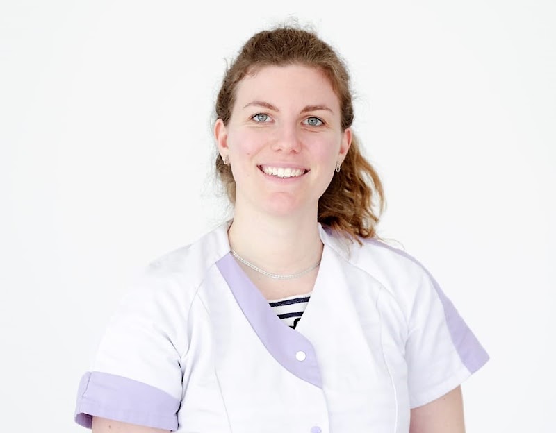 Ostéopathe Tours - Pauline Deplaine